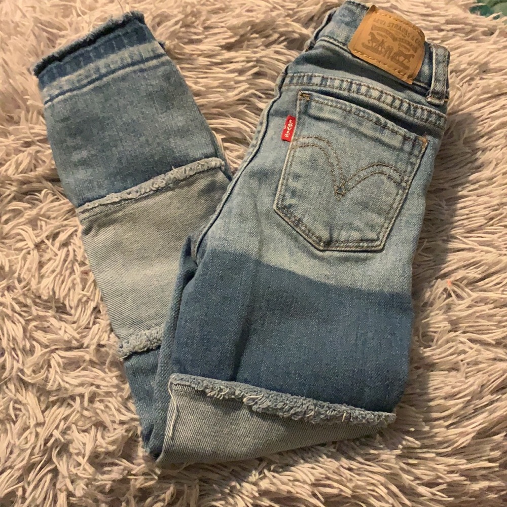 Girls Levie’s Jeans Size 5REG.
